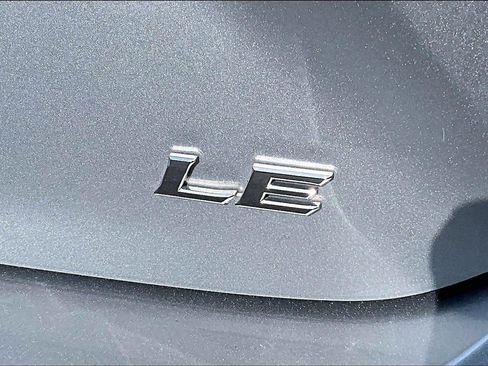 Used 2025 Toyota Camry LE FWD image 8