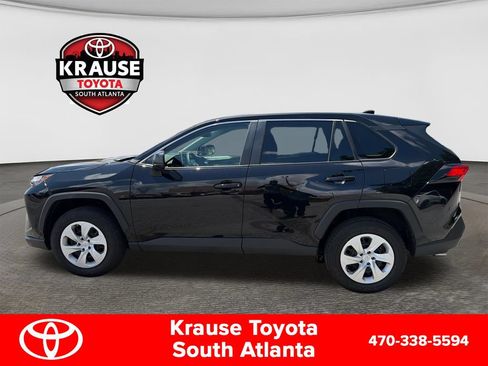 Used 2025 Toyota RAV4 LE AWD/4WD image 8