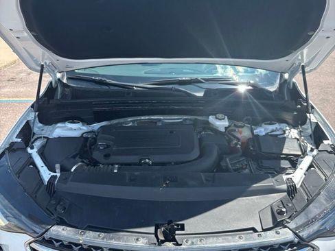 Used 2022 Buick Envision Avenir w/ Technology Package II AWD/4WD image 32