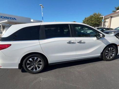Used 2023 Honda Odyssey EX-L image 9