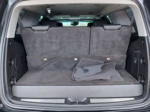 Used 2019 Chevrolet Tahoe LT w/ Luxury Package image 7