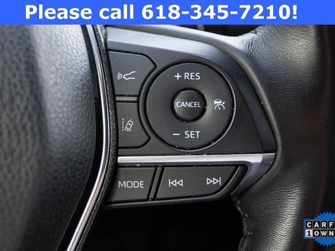 Used 2020 Toyota Camry XLE image 29