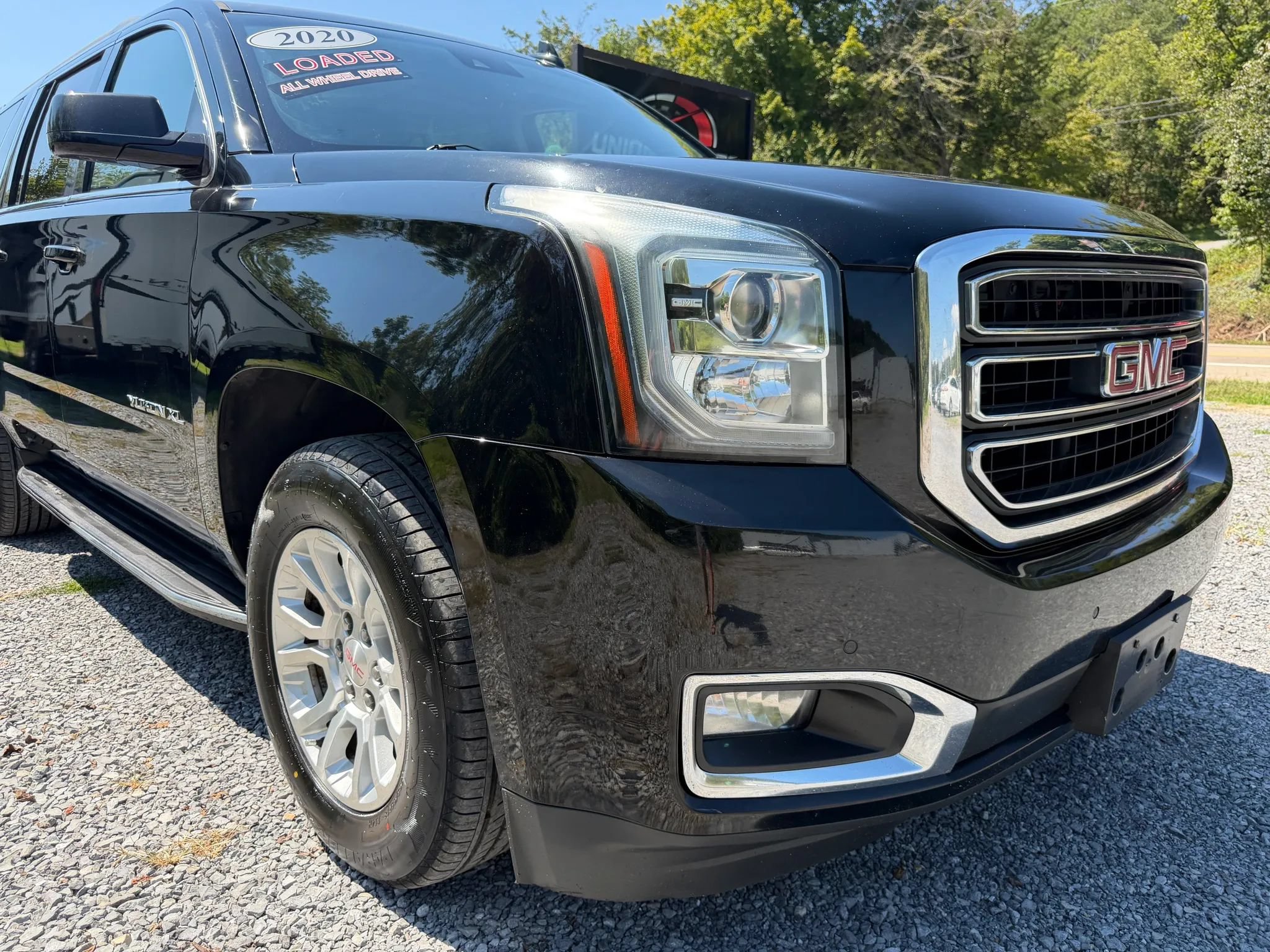 Used 2020 GMC Yukon XL SLT AWD/4WD image 9