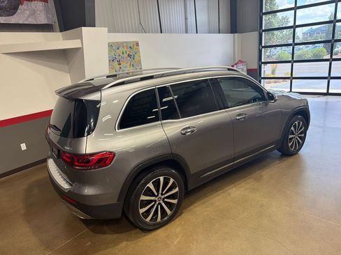 Used 2022 Mercedes-Benz GLB 250 4MATIC image 30