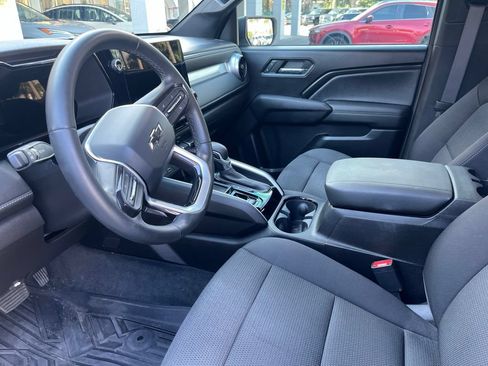 Used 2023 Chevrolet Colorado LT w/ LT Convenience Package II RWD image 4