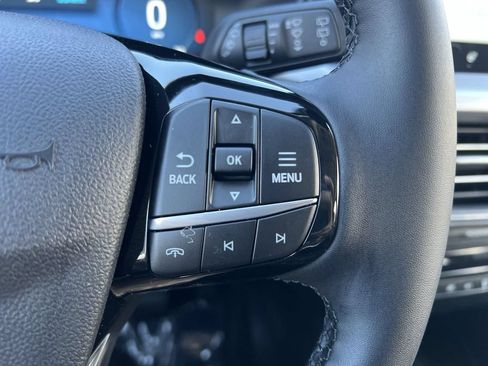 New 2025 Ford Escape SE w/ PHEV Premium Package FWD image 24
