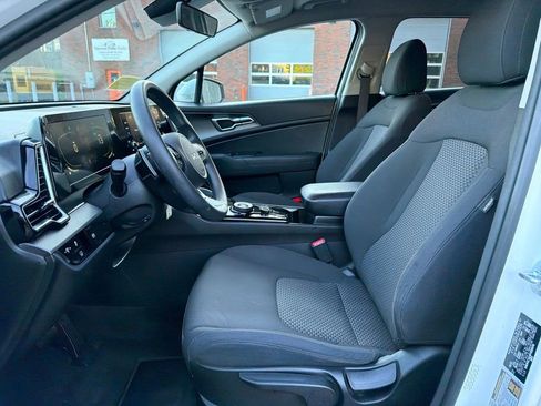 Certified 2023 Kia Sportage LX AWD/4WD image 13