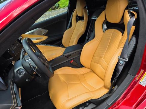 Used 2023 Chevrolet Corvette Stingray Premium Cpe w/ Z51 Performance Package RWD image 15