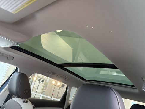 New 2026 Volkswagen Taos SE FWD image 24