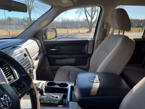 Used 2012 RAM 1500 Big Horn image 40