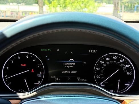 Used 2020 Toyota Avalon Limited w/ Advanced Safety Package FWD image 28