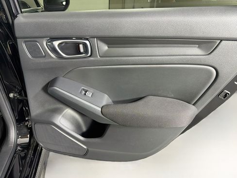 Used 2023 Honda Civic Sport image 27
