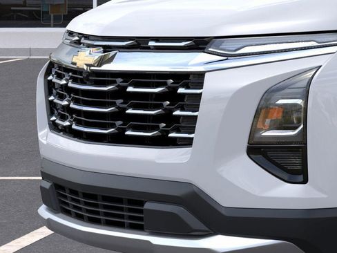 New 2026 Chevrolet Equinox LT FWD image 33