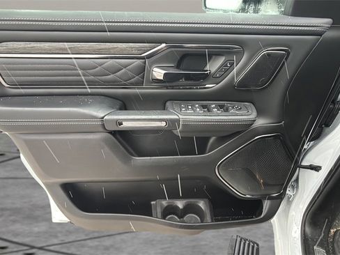 Used 2025 RAM 1500 Limited image 11