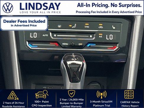 Used 2025 Volkswagen Taos SE AWD/4WD image 17