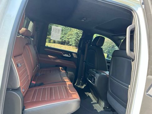 Used 2025 GMC Sierra 3500 Denali Ultimate AWD/4WD image 55