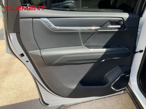 Used 2026 GMC Acadia Elevation w/ Super Cruise Package image 24