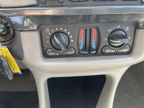 Used 2004 Chevrolet Impala SS w/ Preferred Equipment Group image 14