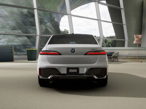 New 2026 BMW i7 eDrive50 w/ Executive Package RWD image 33