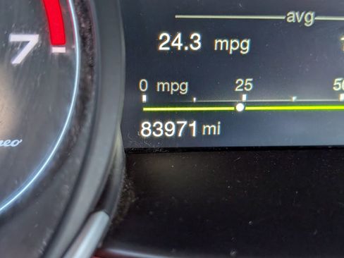 Used 2018 Alfa Romeo Giulia Ti image 16