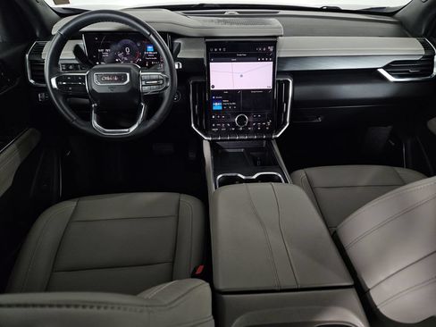 Used 2024 GMC Acadia Elevation FWD image 7