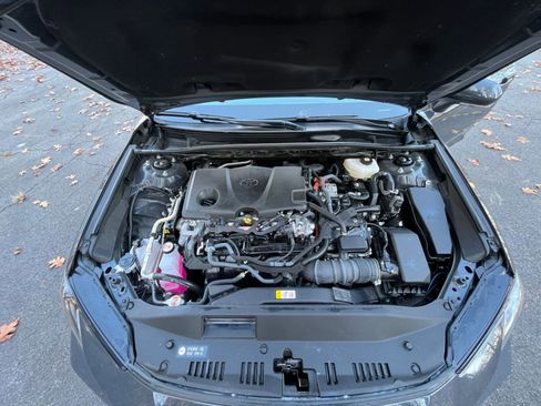 Used 2025 Toyota Camry LE image 28
