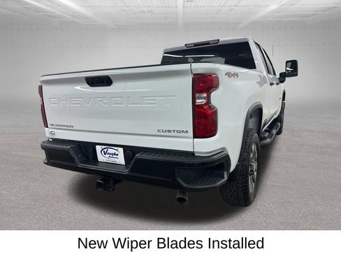 Used 2025 Chevrolet Silverado 2500 Custom w/ Custom Convenience Package AWD/4WD image 14