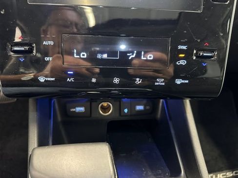 Used 2023 Hyundai Tucson SEL w/ Convenience Package FWD image 31
