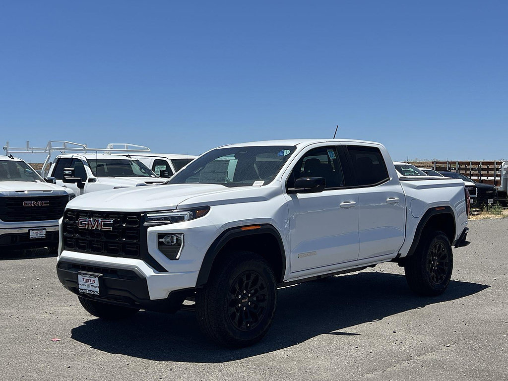 New 2026 GMC Canyon Elevation RWD image 7