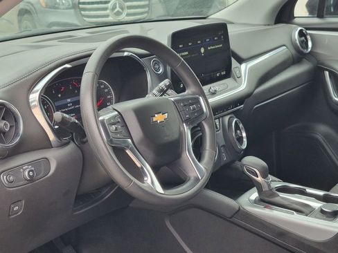 Used 2025 Chevrolet Blazer LT AWD/4WD image 14
