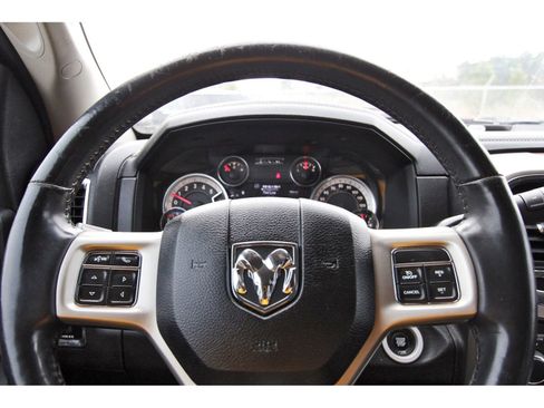 Used 2018 RAM 2500 Laramie image 17