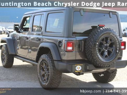 Used 2022 Jeep Wrangler Unlimited Sport image 3