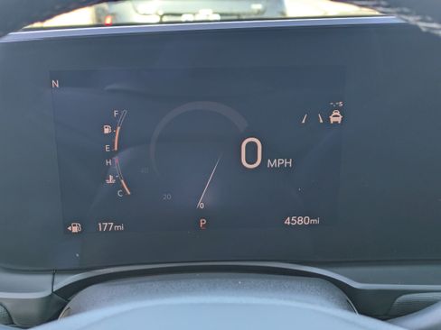 Used 2025 Buick Envista Sport Touring image 30