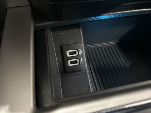 Used 2019 Ford F150 Lariat w/ Equipment Group 502A Luxury image 25