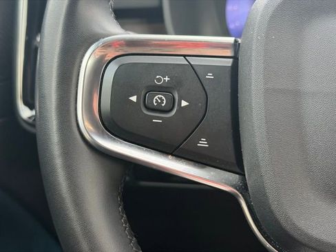 Used 2023 Volvo XC40 Recharge Ultimate w/ Protection Package Premier image 10