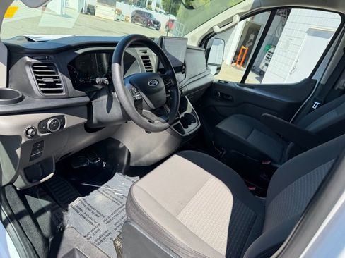 Used 2022 Ford Transit 350 XLT RWD image 2