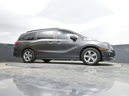 Used 2018 Honda Odyssey EX-L image 54
