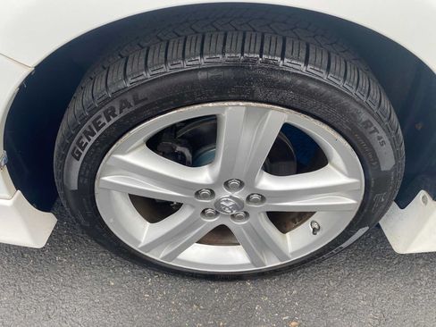 Used 2013 Toyota Corolla S w/ Premium Pkg FWD image 31