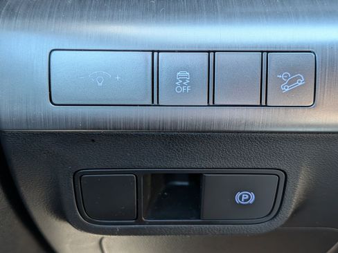 Certified 2024 Hyundai Kona SEL AWD/4WD image 26