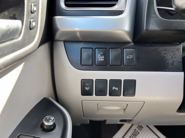 Used 2016 Toyota Highlander Limited AWD/4WD image 15