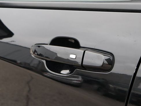 Used 2022 Chevrolet Equinox LS image 19