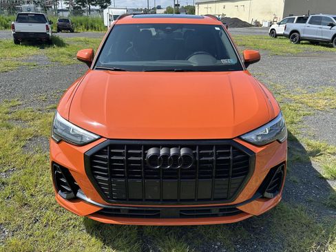 Used 2022 Audi Q3 2.0T Premium w/ Black Optic Sport Package AWD/4WD image 3