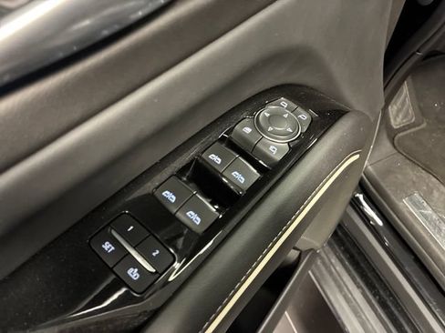 Certified 2021 Cadillac Escalade Sport AWD/4WD image 11