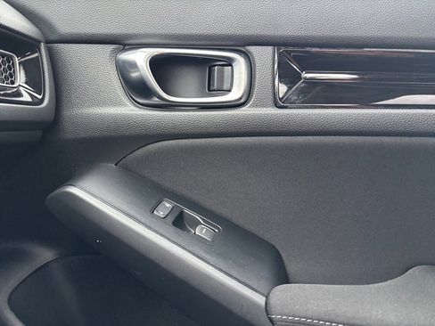 Certified 2024 Honda Civic EX image 35