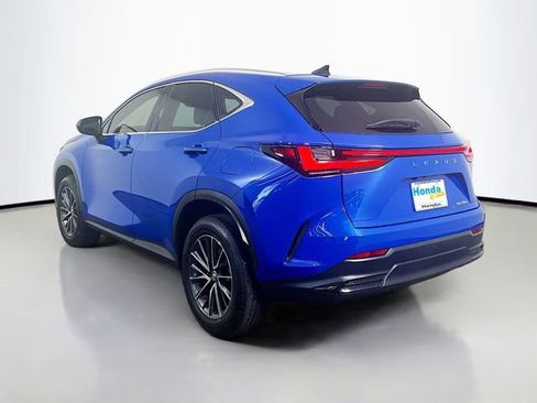 Used 2025 Lexus NX 250 FWD w/ Towing Package (2000 Lbs) image 7