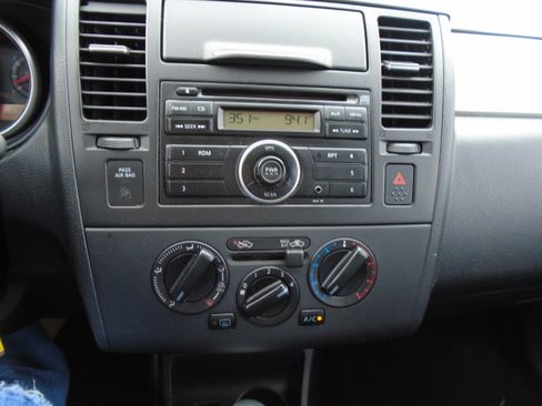 Used 2010 Nissan Versa 1.8 S w/ PWR Plus Pkg image 13