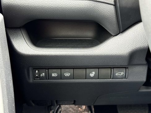 Used 2023 Toyota RAV4 XLE Premium AWD/4WD image 14