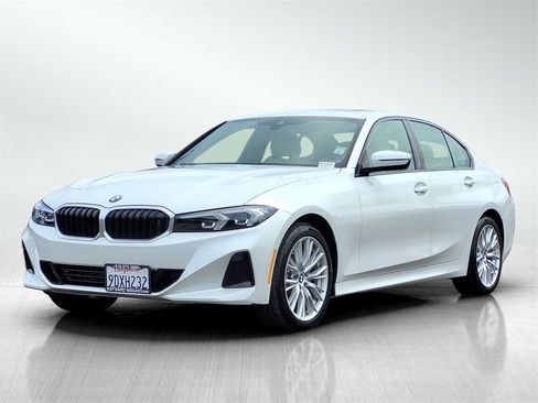 Used 2023 BMW 330i Sedan w/ Convenience Package image 8
