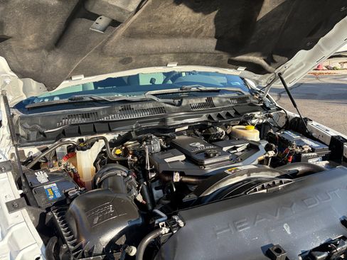 Used 2017 RAM 3500 Tradesman w/ Chrome Appearance Group image 20