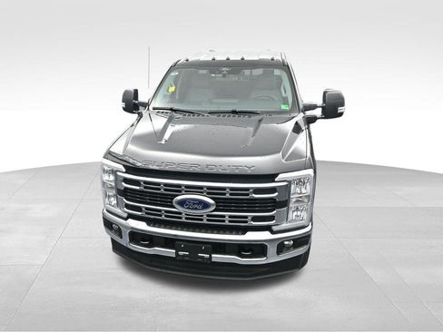 New 2025 Ford F250 XLT w/ 360-Degree Camera Package image 42